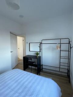 Whole House Modern Two Bedroom in Newcastle - Free Parking - Newcastle upon Tyne - 1