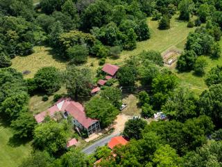 Bliss Point Farm and B&B, LLC - Earlysville - 8