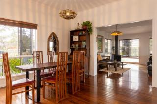 Moffat Beach Retreat, Pet-friendly & Ocean Views - Caloundra - 2