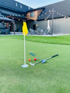 Sport Court! Hot Tub! Putting Green! Bunk Room! - 5