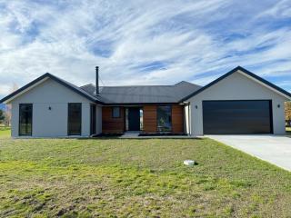 10 William Jones Place - Hanmer Springs - 0