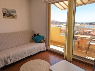 Charmant T2 traversant, plage à 100m, balcon, bien équipé, idéal 4 personnes - FR-1-797-3 - 8