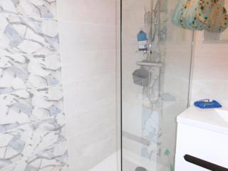 T3 Climatisé RDC avec Terrasse, Parking, Proche Activités - Port-la-Nouvelle - FR-1-797-30 - 5