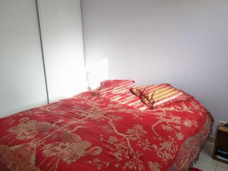 T3 Climatisé RDC avec Terrasse, Parking, Proche Activités - Port-la-Nouvelle - FR-1-797-30 - 3