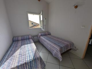 Charmante Villa T3 Climatisée Proche Plage - Confort et Calme pour 6 Pers. - FR-1-797-21 - Port-la-Nouvelle - 2