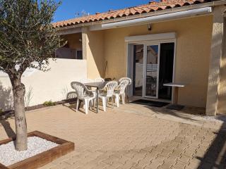 Villa T2 mezz. climatisée pour 6 pers avec WiFi, parking & proche plage - FR-1-797-43 - 8