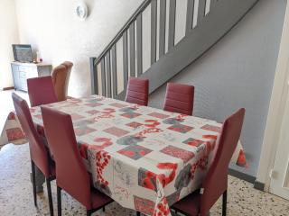 Villa T3 climatisée, 57m², 5/6 pers, proche plage, rénovée, terrasse, parking, quartier animé - FR-1-797-48 - 6