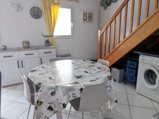 Superbe villa T4 confort avec cour, proche plage - 6 Pers. Parking - FR-1-797-47 - 7