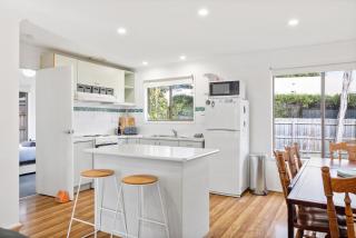 Penguin Mews - Cowes - 1