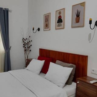 Rumah Akbar Villa Taliwang - - 1