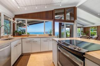 MOST POPULAR SNORKELING & SURFING BEACH ! Turtles! - 5