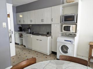 Villa T2 cosy, 40m², 4 pers, proche plage, 2 terrasses, tout équipé, calme et commerces à proximité - FR-1-797-53 - 3