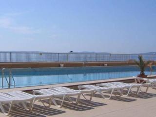 T2 avec piscine collective et parking à Bormes-les-Mimosas - FR-1-803-12 - Bormes-les-Mimosas - 3