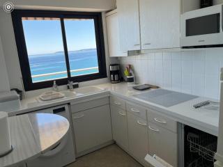 Location T2/T3 climatisé, terrasse vue mer, plage à 20m, parking, Le Lavandou, 4 pers. - FR-1-803-8 - Le Lavandou - 6
