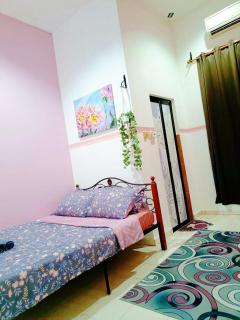 Ninizam Kemaman Cukai Homestay - 4