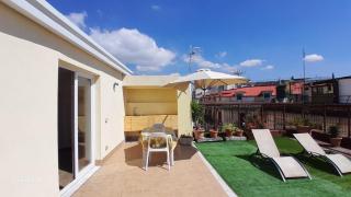 Beverello Stair Tower Suite - 9