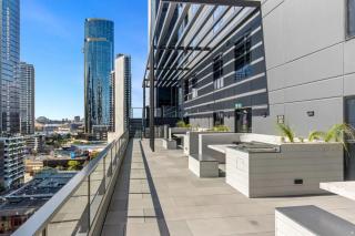 Modern Southbank 2-Bed Apartment with Gym & Pool - Melbourne - 5