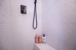 Travelers rest Skoolie stay - - 1