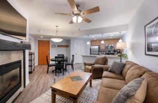 Premium Unit 3513- Fraser Crossing Founders Pointe condo - 2