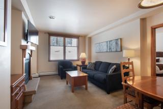 Zephyr Mountain Lodge Condo with views of Arapahoe National Forest condo - 5