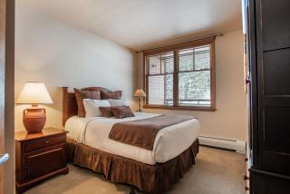 Zephyr Mountain Lodge Condo with views of Arapahoe National Forest condo - 3