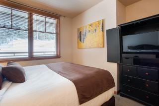 Zephyr Mountain Lodge Condo with views of Arapahoe National Forest condo - 1