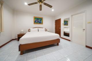 Pool Villa at Central Pattaya Near Big C-EXTRA - Pattaya - 5