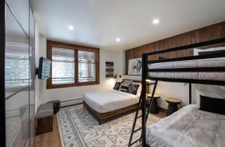 Zephyr Mountain Lodge Premium-Rated 2100 - 4