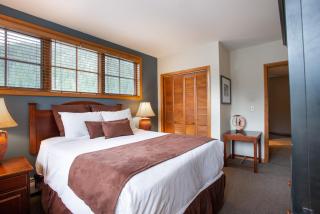 Unique & Comfortable Zephyr Mountain Lodge Condo with Slope and Continental Divide View condo - 8