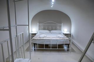La casetta dei miracoli - Naples - 9
