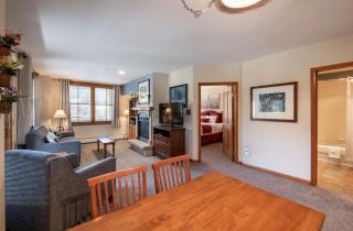 Premium Unit 1327 - 1 Bedroom - Zephyr Mountain condo - 4