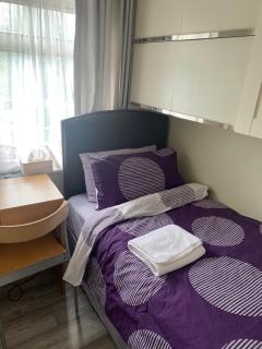 Small single Boxroom OVO Wembley Stadium - Londra - 5