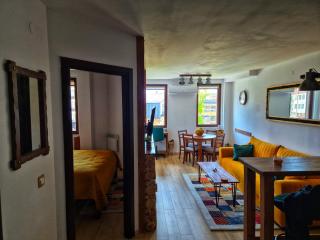 Wooden Paradise Apartment next to Gondola - Bansko - 1