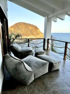 Oceanfront Oasis - Villa Margarita - Entire Villa - Puerto Ángel - 9