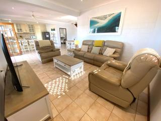 13 Skipjack Circle - Exmouth - 1