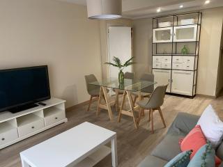 Piso completo, muy cerca de la playa de gijon - Gijón - 6