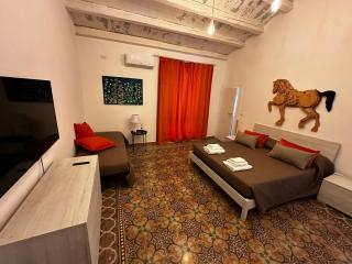 LB Home - 2