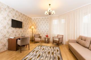 Apartament Hotel by Derenivska Kupil - Nyzhne Solotvyno - 8