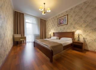 Apartament Hotel by Derenivska Kupil - 6