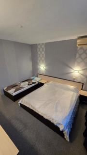 Excelsior Guest house - 1