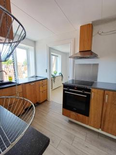 Central Large Double Room With Free Parking - Hjørring - 4