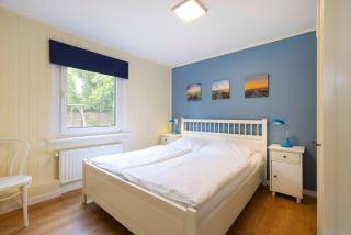 _BIR45_ _ Dat Hes_Hus - Niendorf - 0
