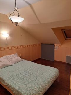 Chambre en colocation dans maison - 1