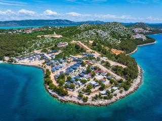 Dragon Bay - Falkor - Drage - 8