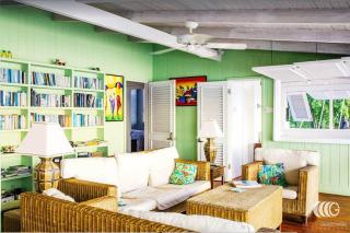 Deep Waterfront west coast 3 bed beach house - Saint James - 2