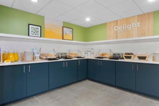 Spark By Hilton Grand Prairie - 1