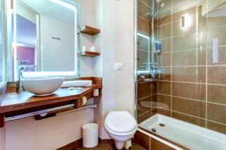 Brit Hotel Confort Pau Lons - Lons - 7