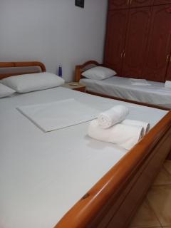 GuestHouseMantho - Gjirokastër - 3