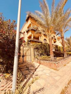 The Pharaonic SuiteInn Villa 160 - 4