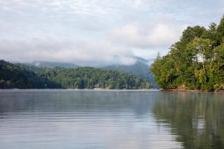 Lakefront Point Retreat on Nantahala Lake with Dock - Topton - 4
